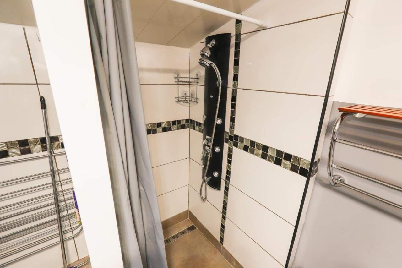 L'Avocat 1 Avec Piscine Chauffee Et Jacuzzi A Partager Villa Le Tampon Kültér fotó